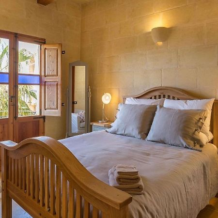 Gozo Spirit Bed & Breakfast Nadur Bagian luar foto