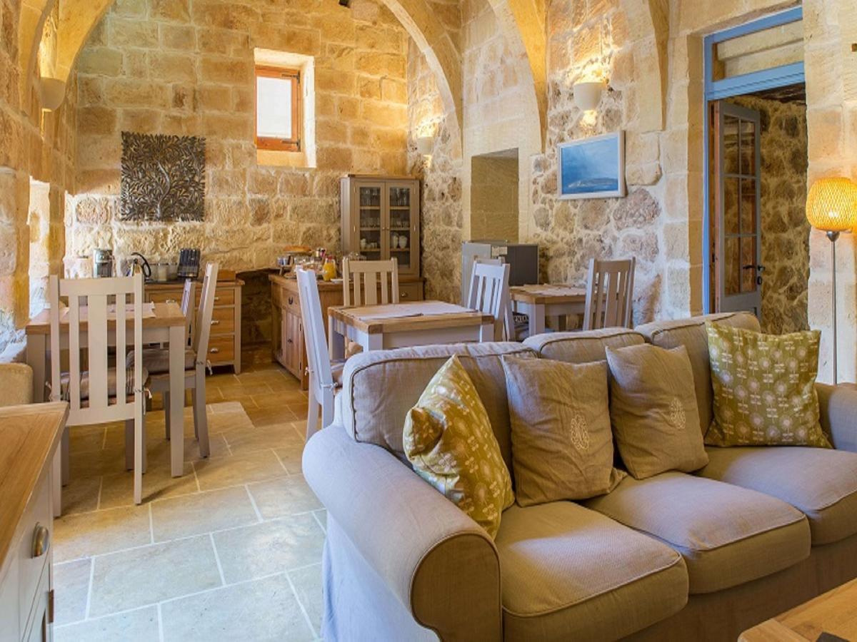 Gozo Spirit Bed & Breakfast Nadur Bagian luar foto